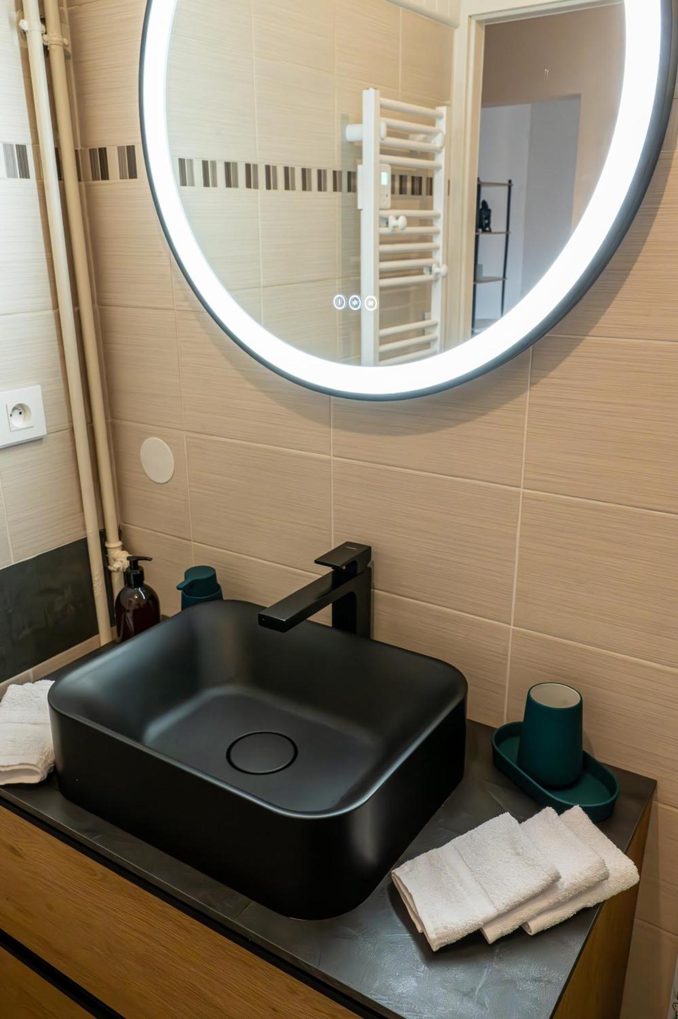 Magnifique Appartement De 3 Chambres Annecy Ngoại thất bức ảnh